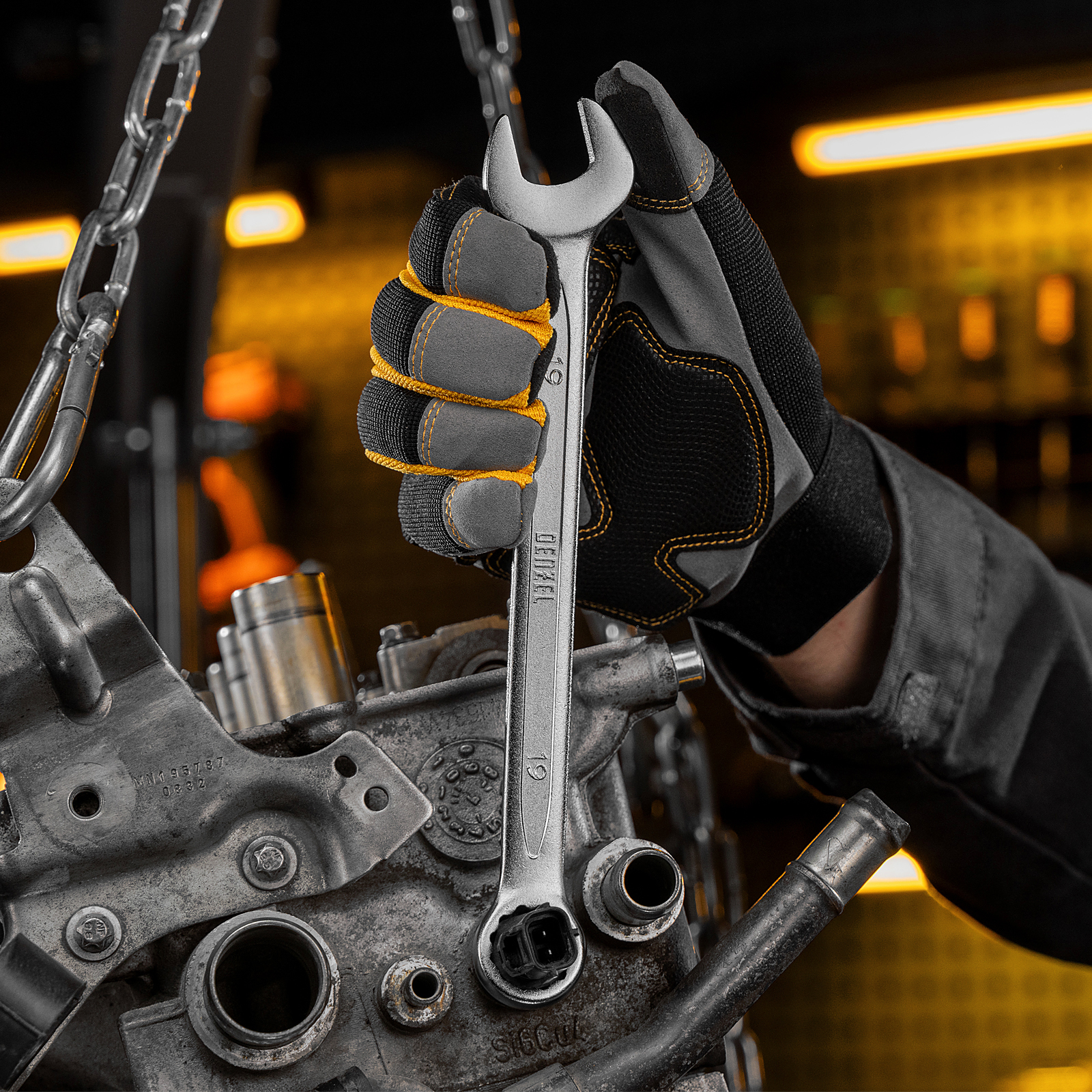 DENZEL Набор инструментов 1/2", 1/4", 3/8", CrV, S2, пластиковый кейс, 216 предметов