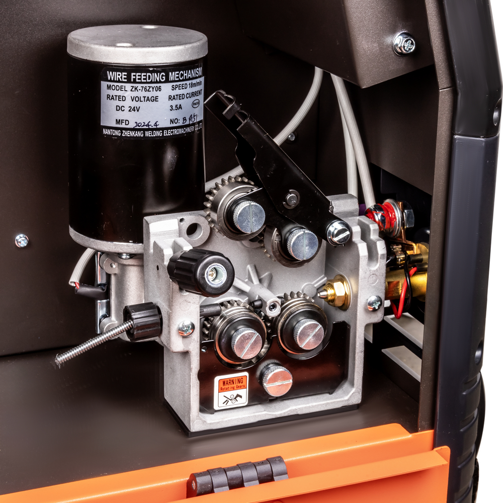 Foxweld Сварочный полуавтомат SAGGIO MIG 300 DP LCD
