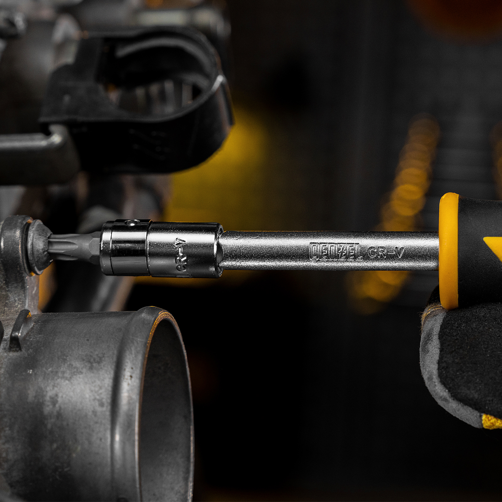 DENZEL Набор инструментов 1/2", 1/4", 3/8", CrV, S2, пластиковый кейс, 144 предмета