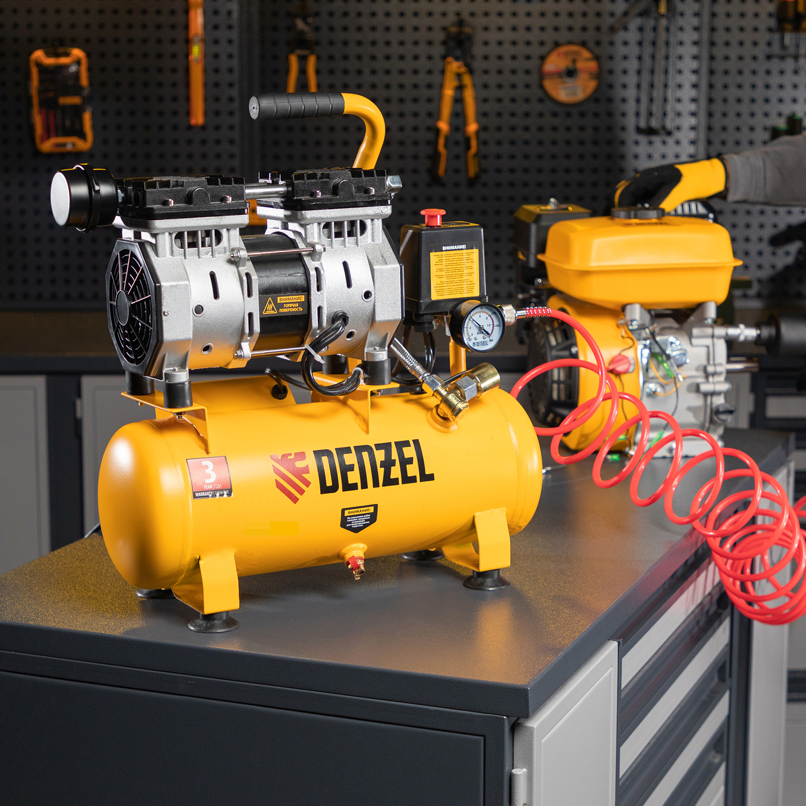 DENZEL Компрессор DLS650/10 безмаслянный малошумный(58021)